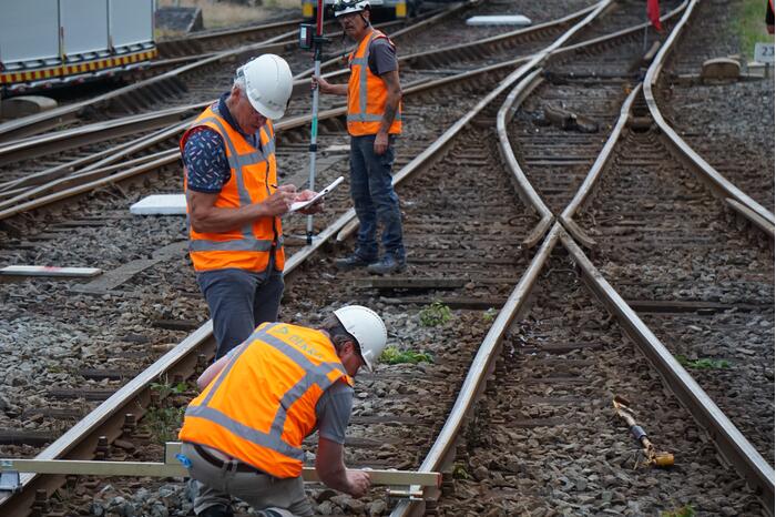 Trein ontspoort na vertrek
