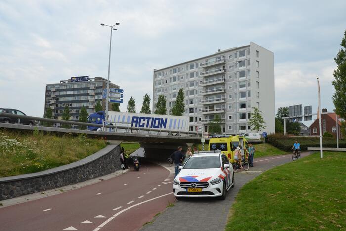 Fietser gewond bij botsing in fietstunnel