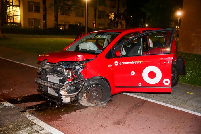 Eenzijdig ongeluk leidt tot vondst vuurwapen