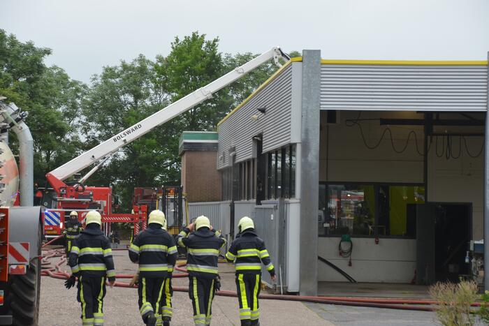 Grote brand in loods van Bos Mechanisatie