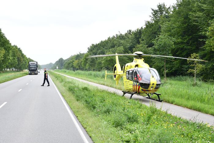 Wielrenner ernstig gewond na verkeersongeval