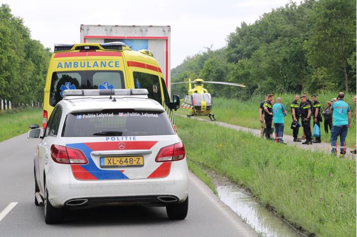 Wielrenner ernstig gewond na verkeersongeval