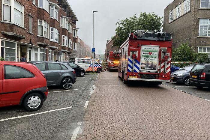 Veel rook uit benedenwoning door brand