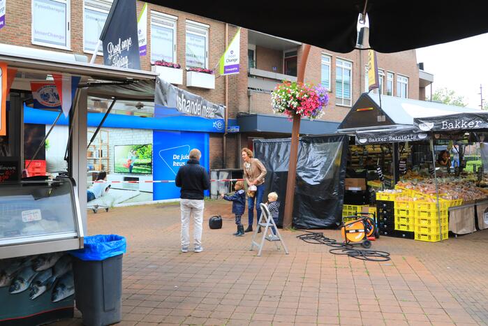 Markt zonder stroom na brand in elektriciteitskast