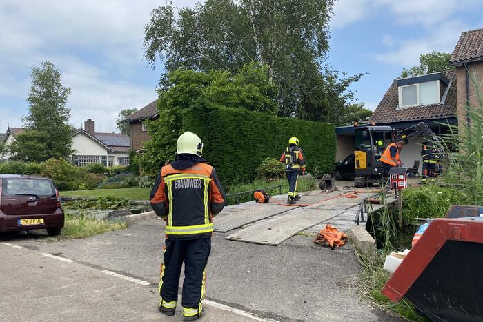 Gaslekage ontstaan bij werkzaamheden in tuin