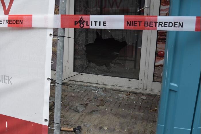 Mogelijk explosief gevonden, gebied afgezet en woningen ontruimd