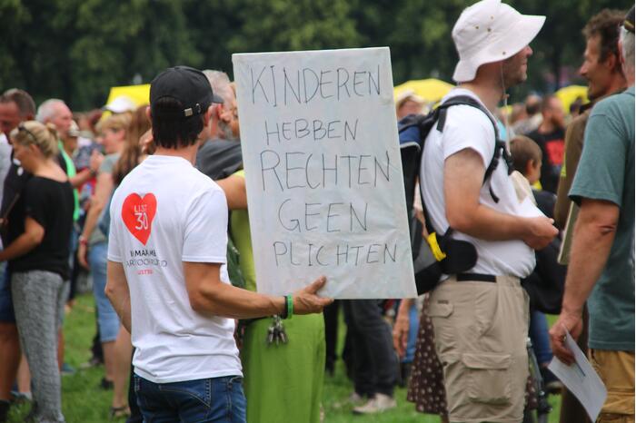 Demonstratie tegen vaccineren van kinderen
