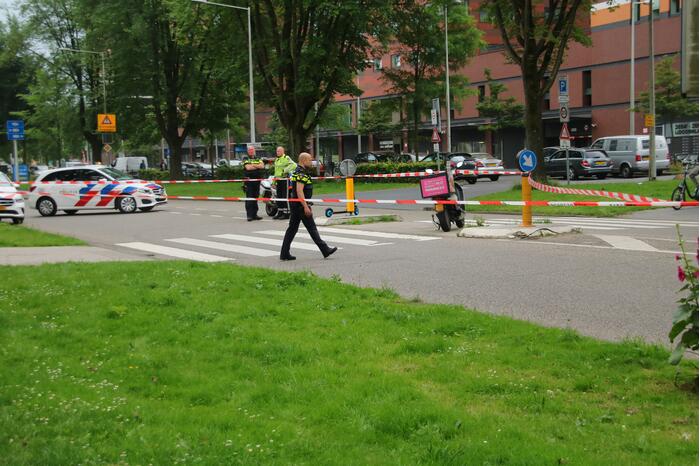 Persoon op step aangereden door auto