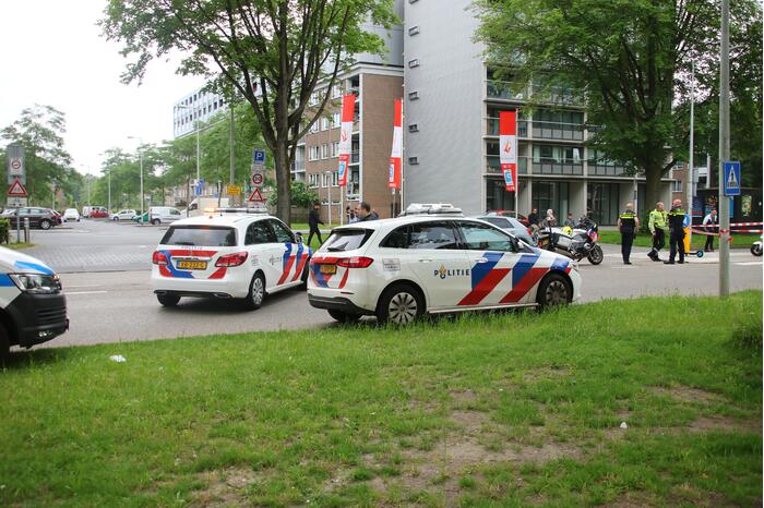 Persoon op step aangereden door auto