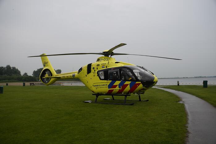 Traumahelikopter voor incident in restaurant