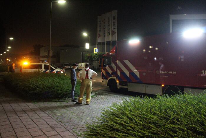 Veel rookontwikkeling bij brand in bedrijfspand