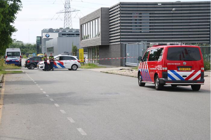Brandweer doet onderzoek bij Avia Tankstation