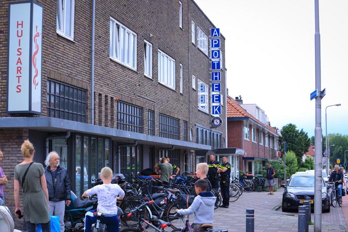 Politie ingezet bij apotheek voor man met verward gedrag