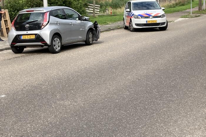 Twee auto's met elkaar in botsing