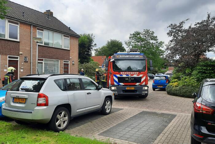 Brandweer doet onderzoek naar mogelijke brand