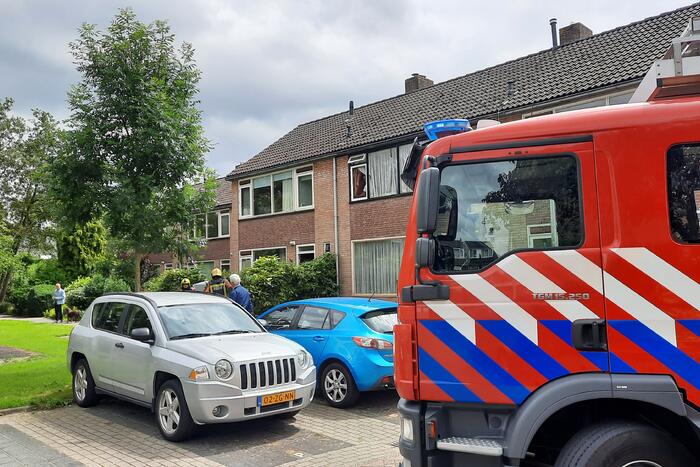 Brandweer doet onderzoek naar mogelijke brand