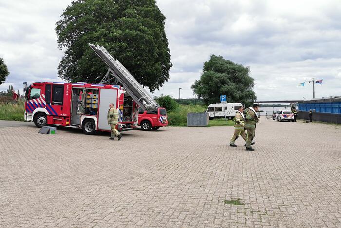 Zoekactie naar hond in Rijn