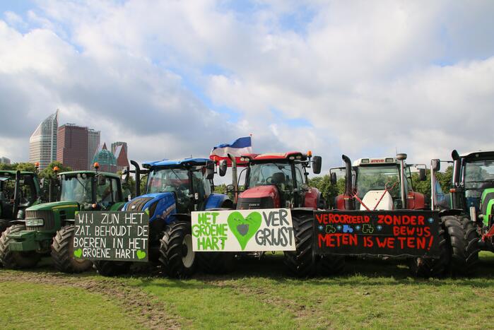 Eerste boeren arriveren op demonstratieterrein