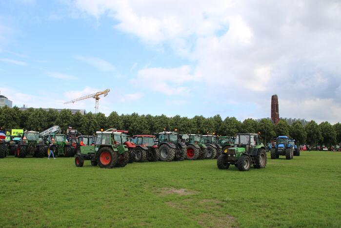 Eerste boeren arriveren op demonstratieterrein
