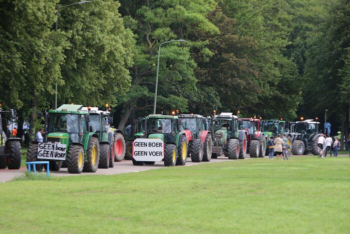 Eerste boeren arriveren op demonstratieterrein
