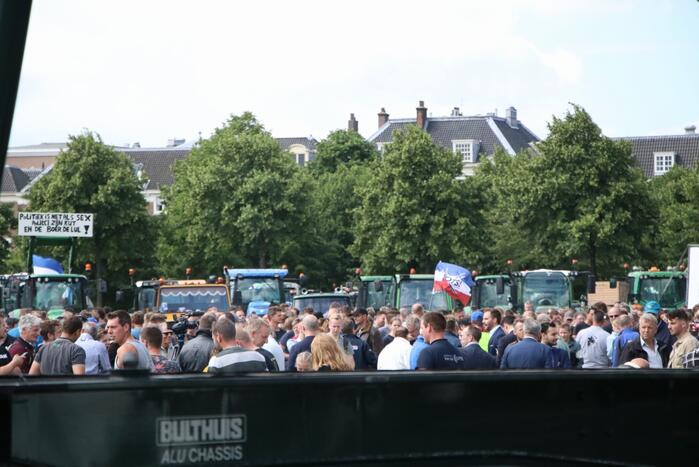 Eerste boeren arriveren op demonstratieterrein