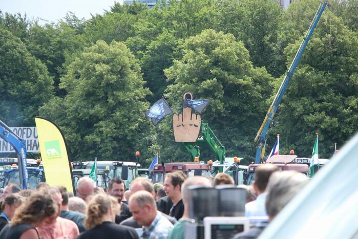 Eerste boeren arriveren op demonstratieterrein
