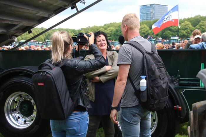Eerste boeren arriveren op demonstratieterrein
