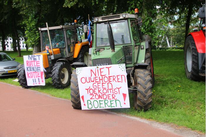 Eerste boeren arriveren op demonstratieterrein