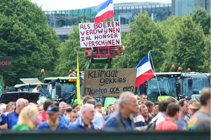Eerste boeren arriveren op demonstratieterrein