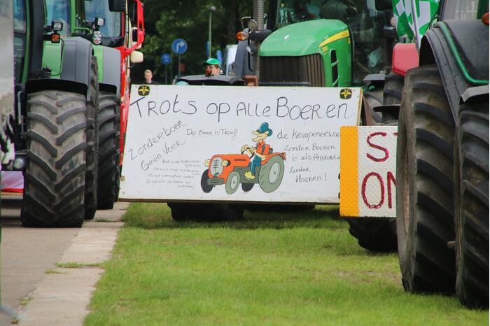 Eerste boeren arriveren op demonstratieterrein