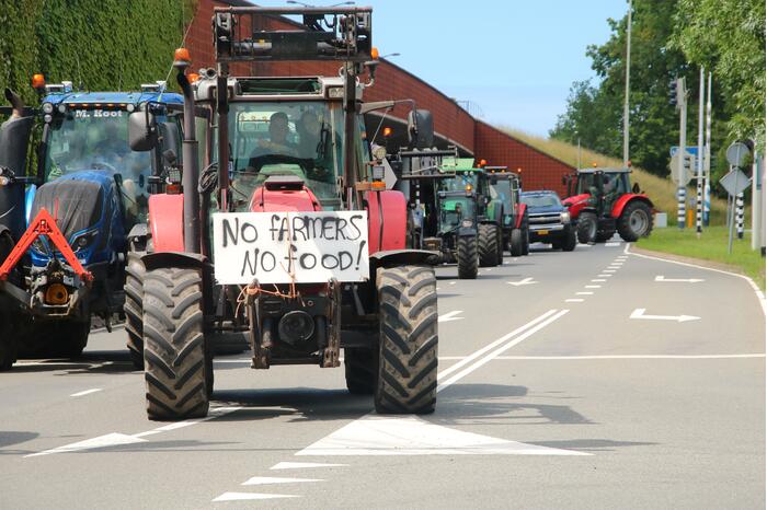 Eerste boeren arriveren op demonstratieterrein