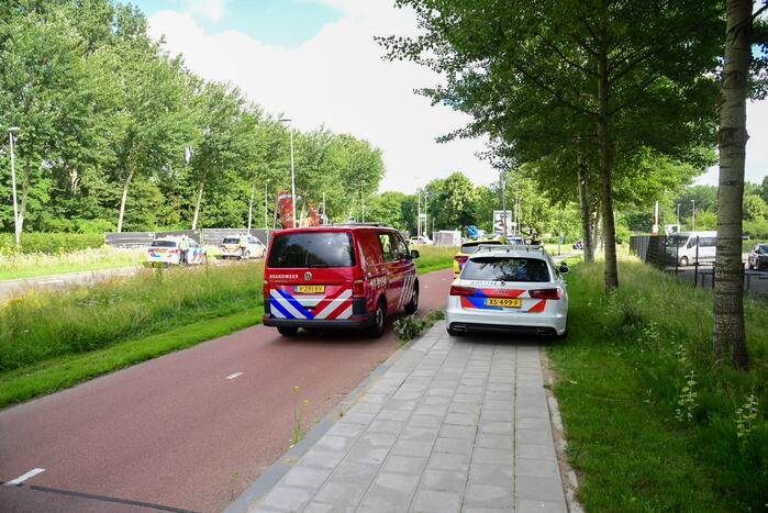 Motoragent overleden bij aanrijding met vrachtwagen