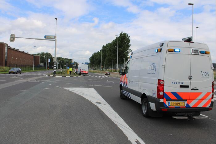 Motoragent overleden bij aanrijding met vrachtwagen