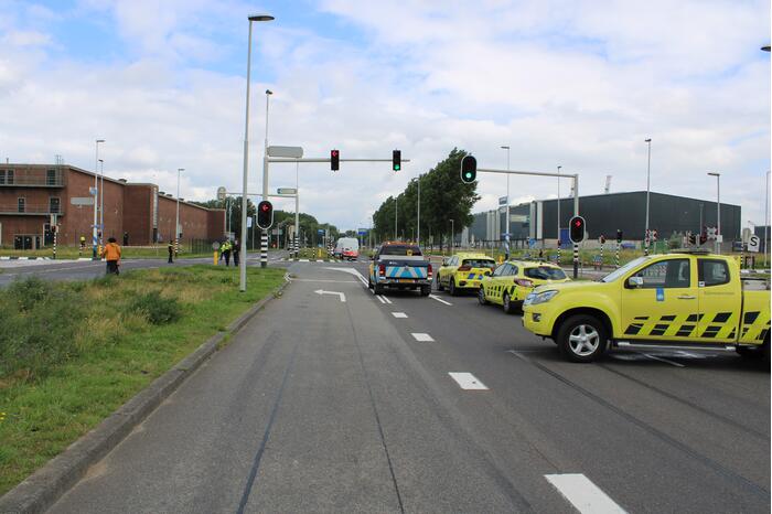 Motoragent overleden bij aanrijding met vrachtwagen