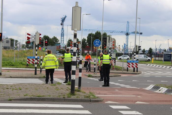 Motoragent overleden bij aanrijding met vrachtwagen