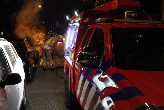Brand in personenauto IJsselmonde