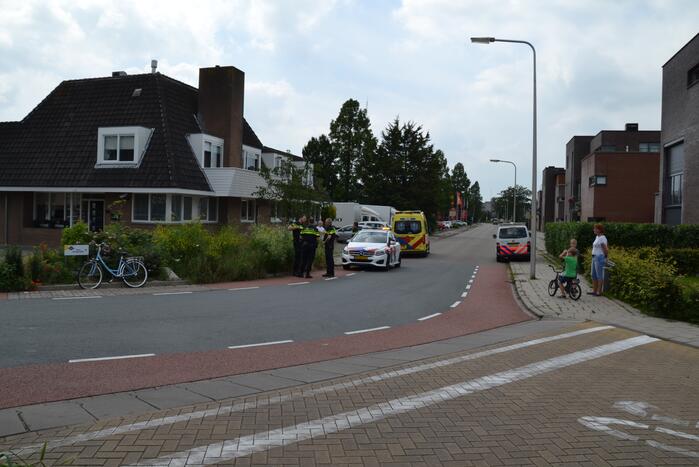 Fietser gewond bij botsing met auto