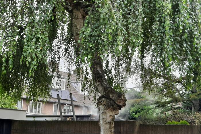 Veel rook bij brand in schuur