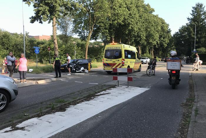Aanrijding tussen personenauto en scooter