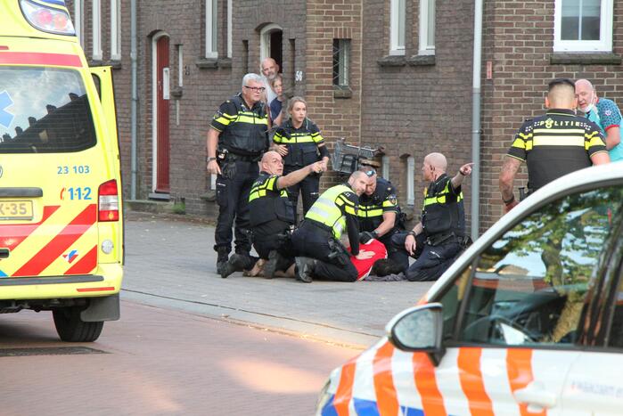 Persoon gereanimeerd na aanhouding