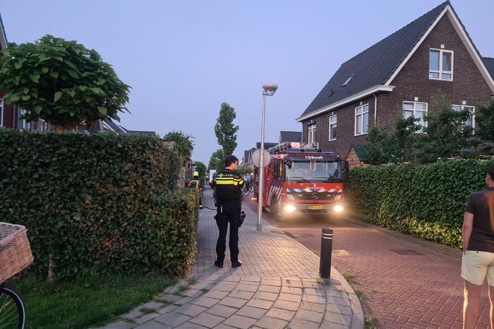 Omgeving ontruimd door brand in tuinhuis