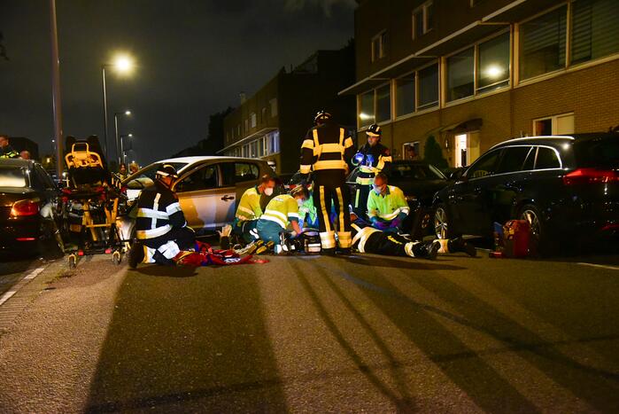 Man zwaargewond bij auto ongeluk