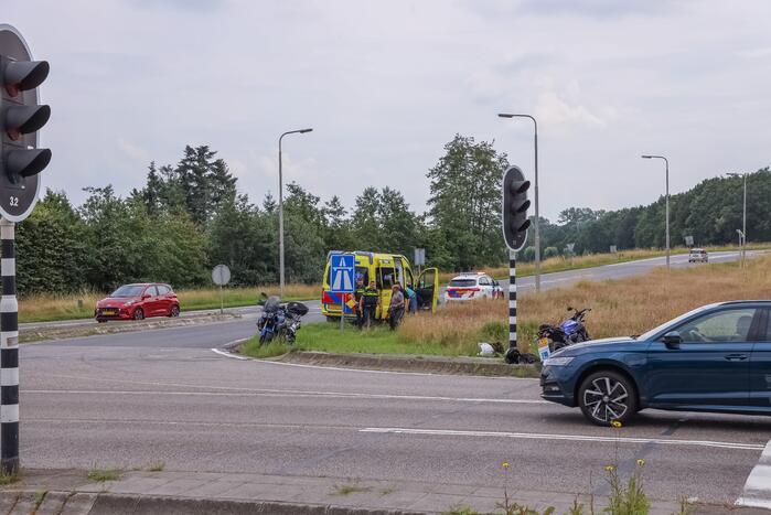 Lesmotorrijder gaat hard onderuit