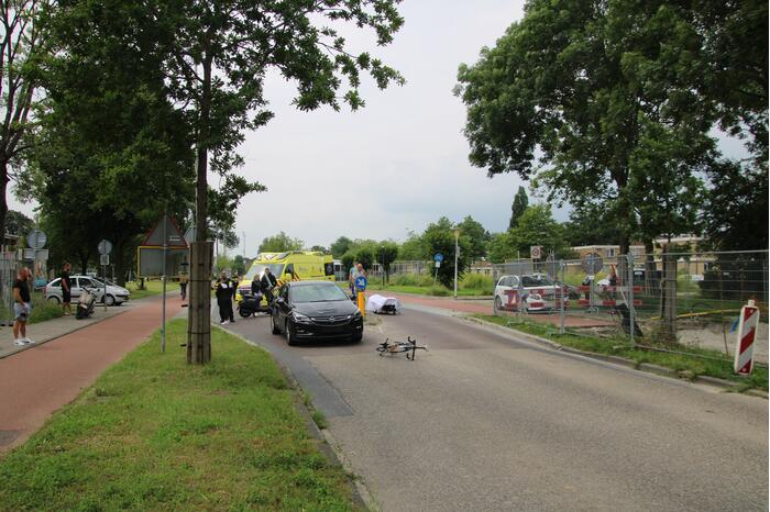 Wielrenner gewond bij ongeval met personenauto