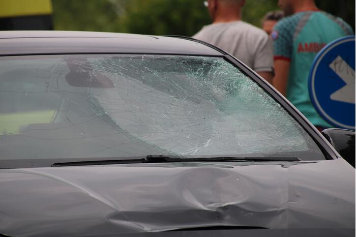 Wielrenner gewond bij ongeval met personenauto