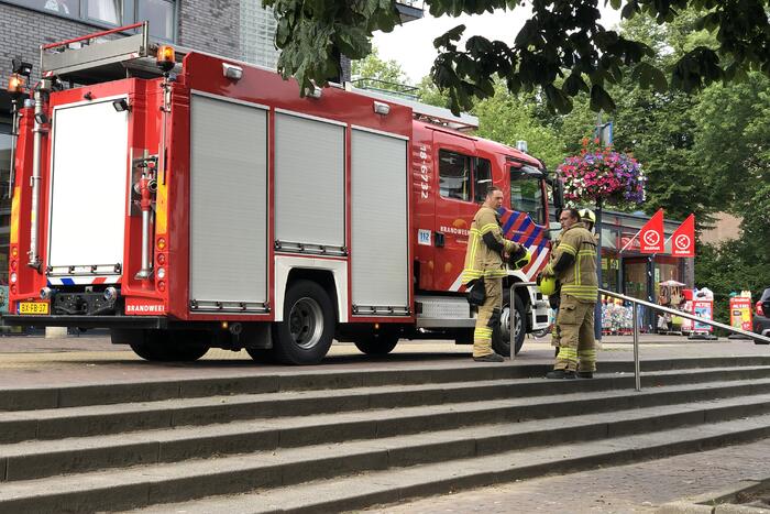 Winkelcentrum ontruimd door vreemde lucht