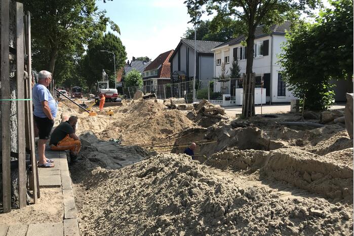 Gasleiding geraakt in opengebroken straat