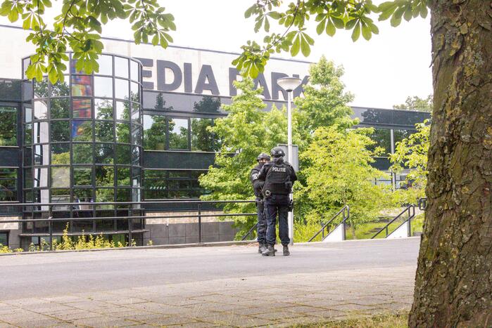 Mediapark zwaar beveiligd voor opnames RTL Boulevard