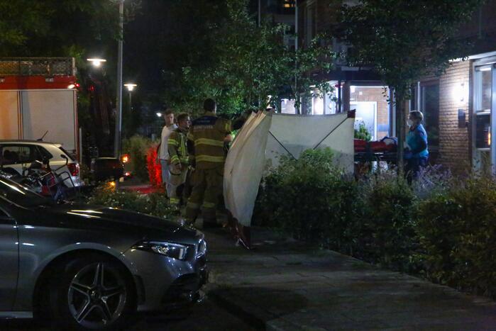 Persoon zwaargewond door incident op straat