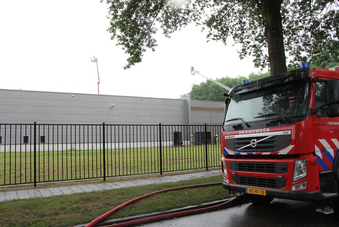 Zeer grote brand in bedrijfspand